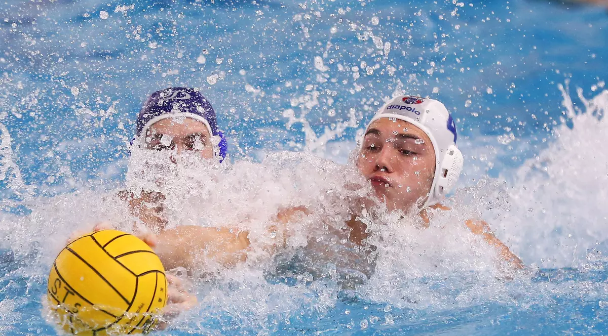 Meciul de polo masculin dintre CSA Steaua Stirom Bucuresti so CS Dinamo Bucuresti, din etapa a III-a a Superligii 2018, disputat la Bazinul Ghencea, vineri, 3 noiembrie 2017. © FOTO: Stefan Constantin / Sport Pictures