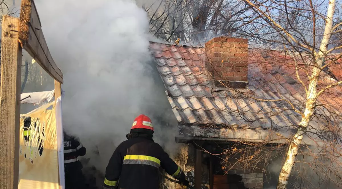 Sezonul rece e tot mai aproape, iar coșurile de fum defecte sau necurățate pot provoca adevărate tragedii. Pompierii atrag atenția românilor asupra acestor cauze