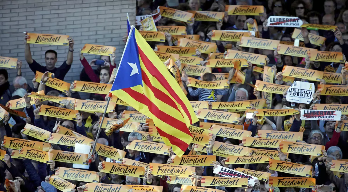 FOTO/ 750.000 de oameni au participat la un miting în Barcelona pentru eliberarea liderilor separatiști încarcerați