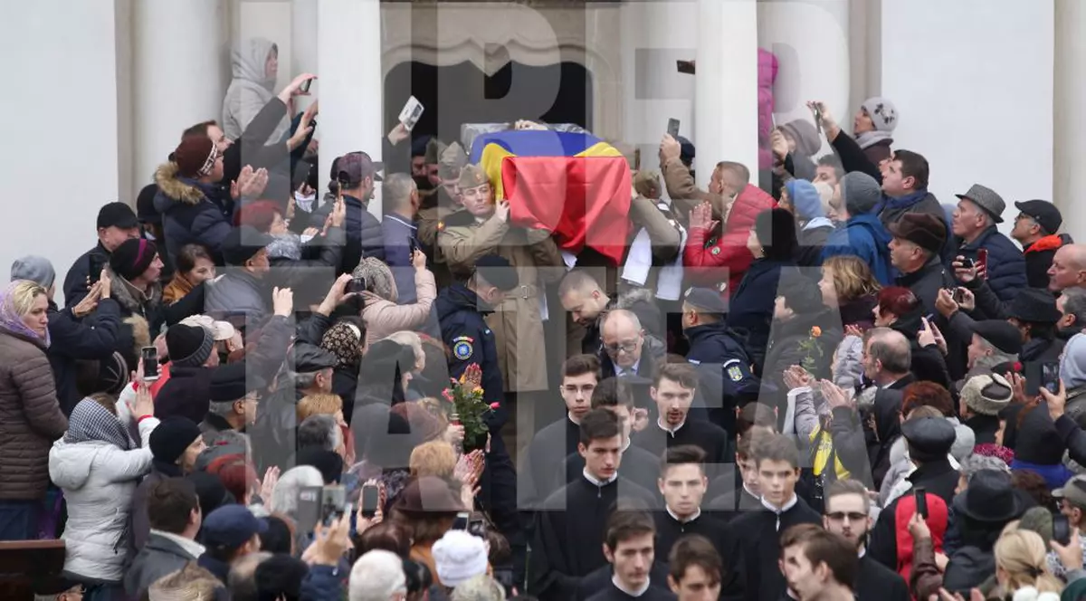 FOTO&VIDEO/ Imagini de la înmormântarea Stelei Popescu