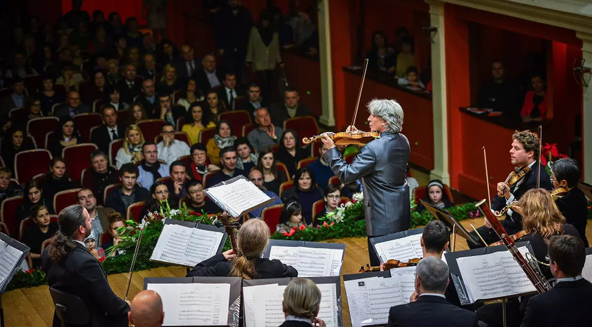 „Johann Strauss Ensemble”