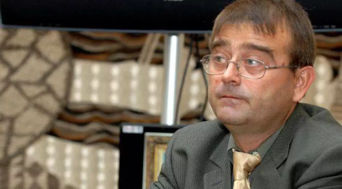 Marius Ghilezan, jurnalist monarhist, la Interviurile Libertatea Live