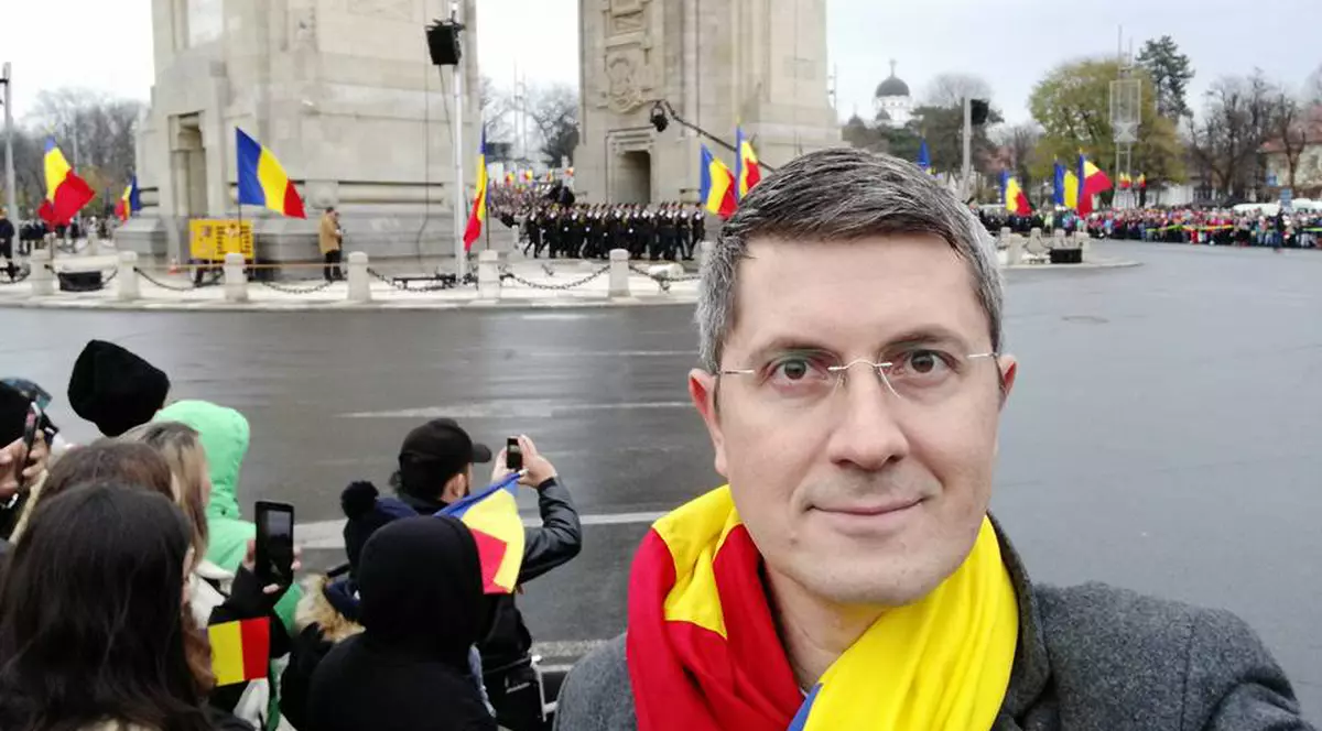 USR face apel la unitatea Opoziției și a societății