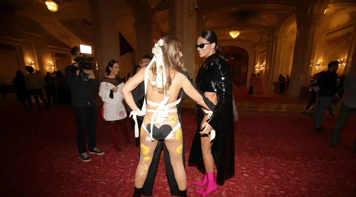 Corina Bud și Antonia, la Gala Elle Style Awards 2017