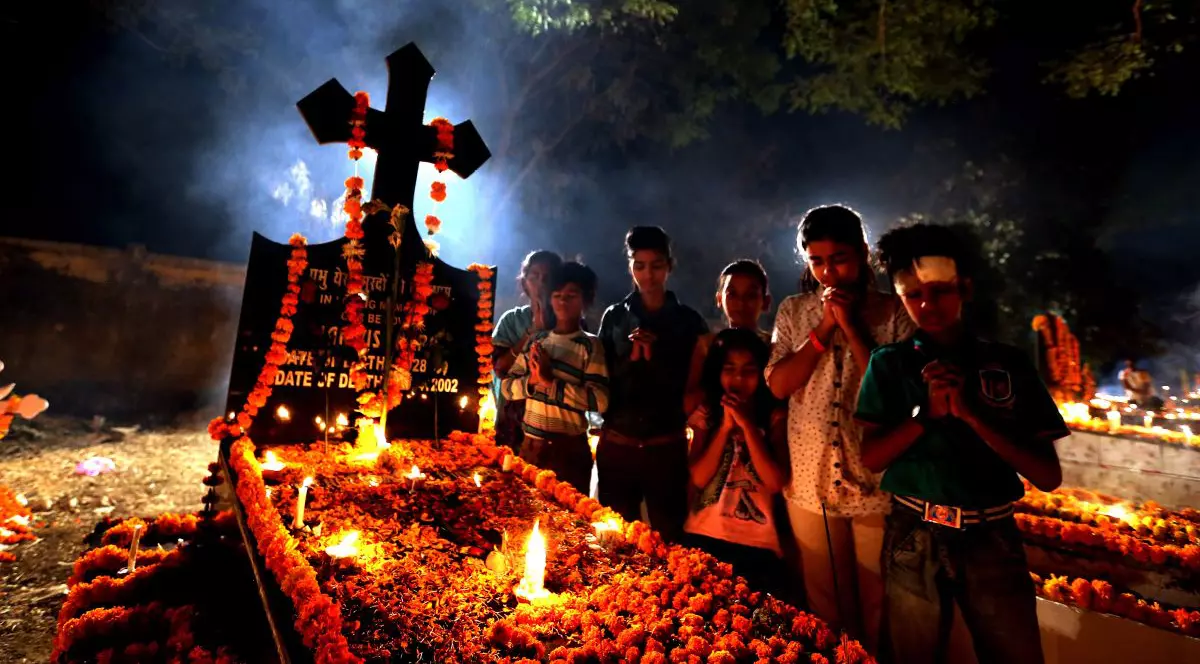 Colindători arestați în India pentru că ar fi încercat să convertească un om la creștinism