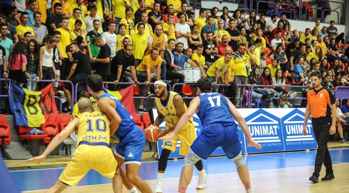 Liga Națională de baschet masculin, etapa a 9-a. Meciurile CSU Sibiu - BC Mureș și SCM Craiova - U-BT Cluj, vineri, în debutul rundei.