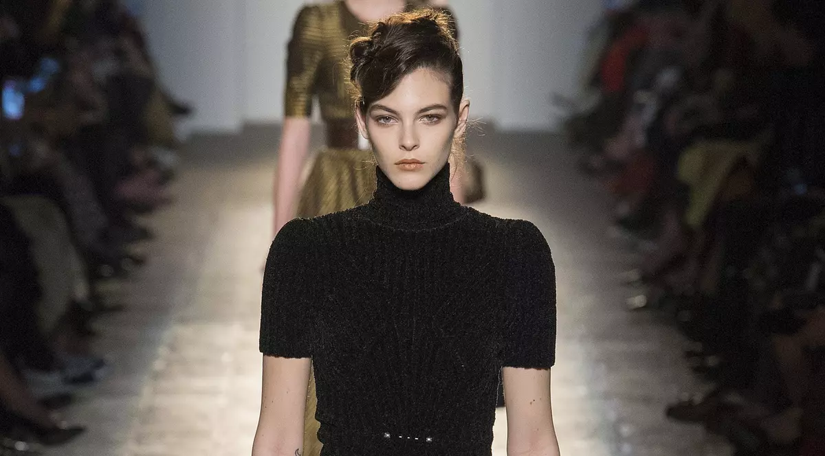 Cum integrezi in tinute fusta midi