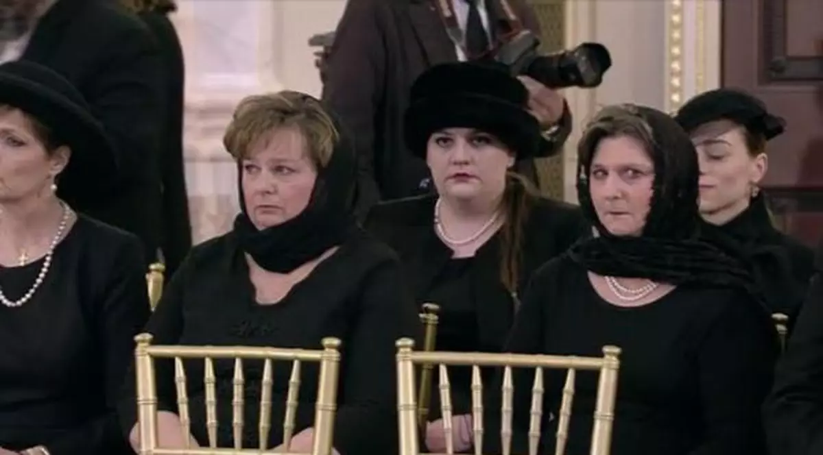 Unde vor petrece Crăciunul fiicele Regelui Mihai. Decizia luată de Familia Regală, în perioada de mare doliu