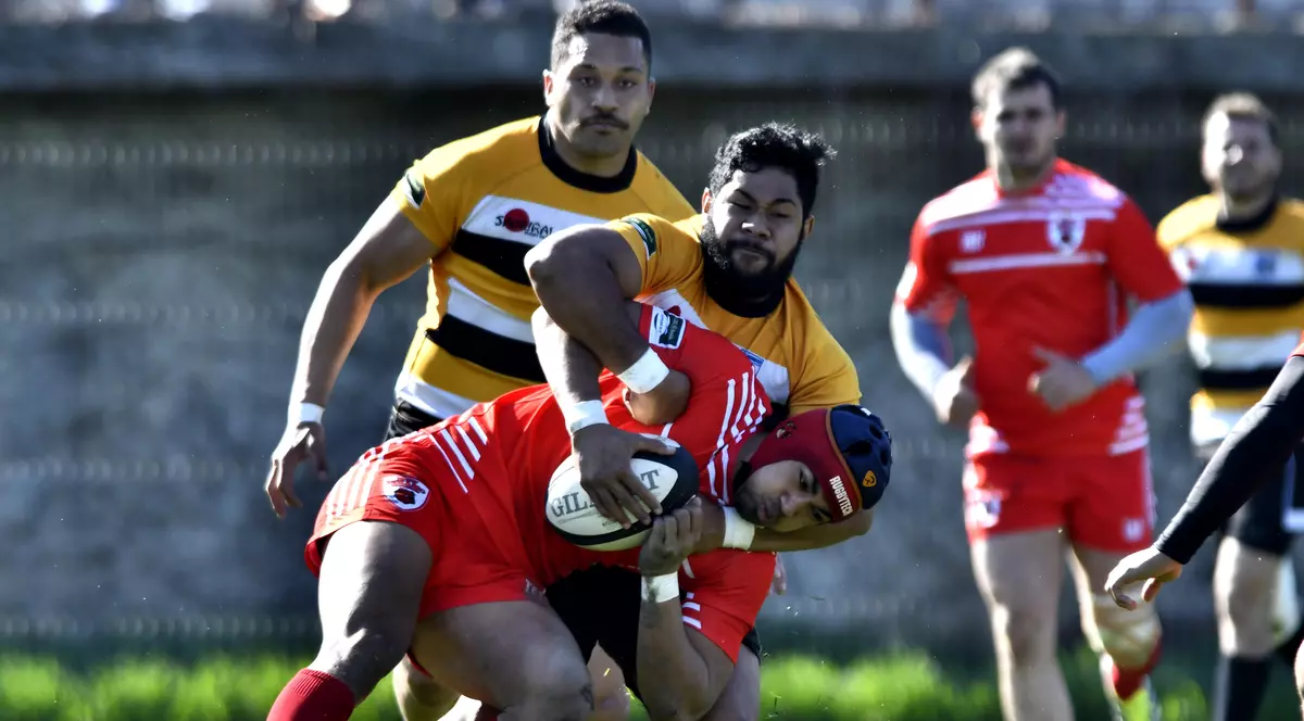 Faza de joc in meciul de rugby dintre Dinamo Bucuresti si CSM Bucuresti dsputat in cadrul Superligii Nationale pe stadionul Florea Dumitrache din Bucuresti,vineri 24 martie 2017.Razvan Pasarica/ SPORT PICTURES