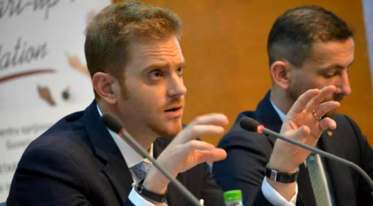 Laufer: România negociază mutarea Bursei de la Londra la Bucureşti