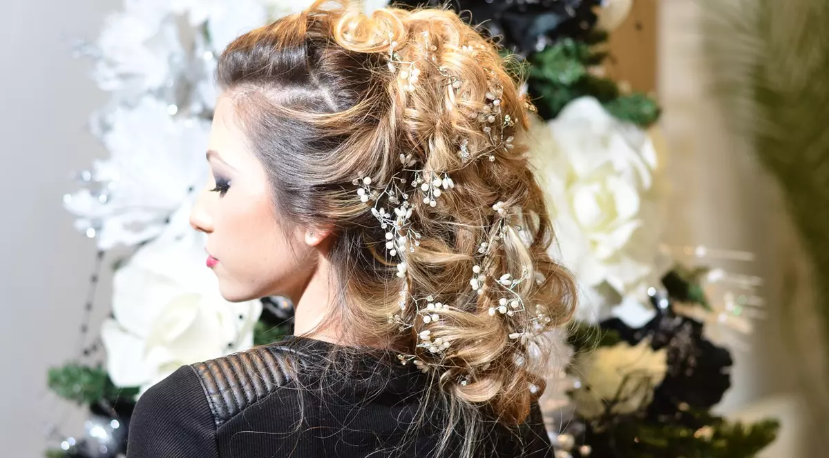 Hairstylist-ul Adrian Perjovschi dezvăluie ce coafuri se poartă de Revelion