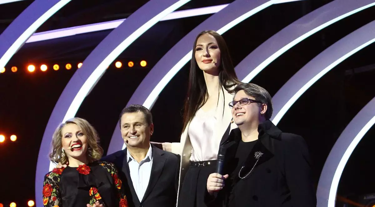 Mirela Vaida, Fuego și nea Mărin au câștigat 3.000 de euro, pentru o fetiță talentată la muzică