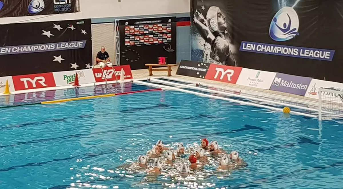 Steaua Stirom - Jadran Carine 4-8, în Liga Campionilor la polo