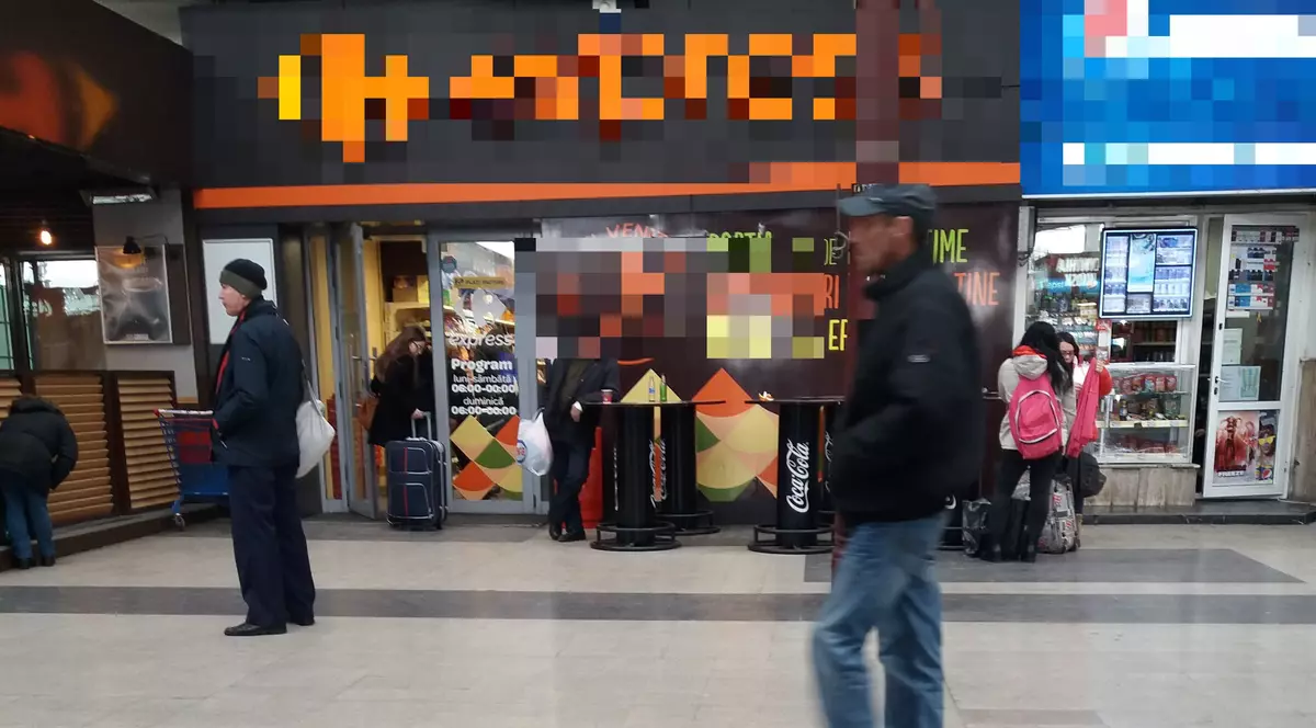 Asasina de la metrou a lucrat la un magazin din Gara de Nord