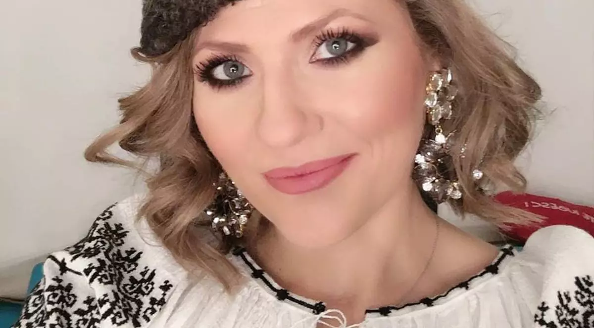 Mirela Vaida a ajuns cu fetița la spital. Micuța, pe perfuzii