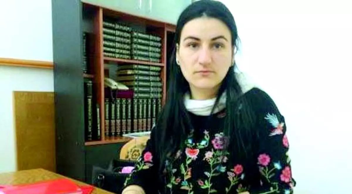 O femeie din Iași e obligată să-și dea copiii