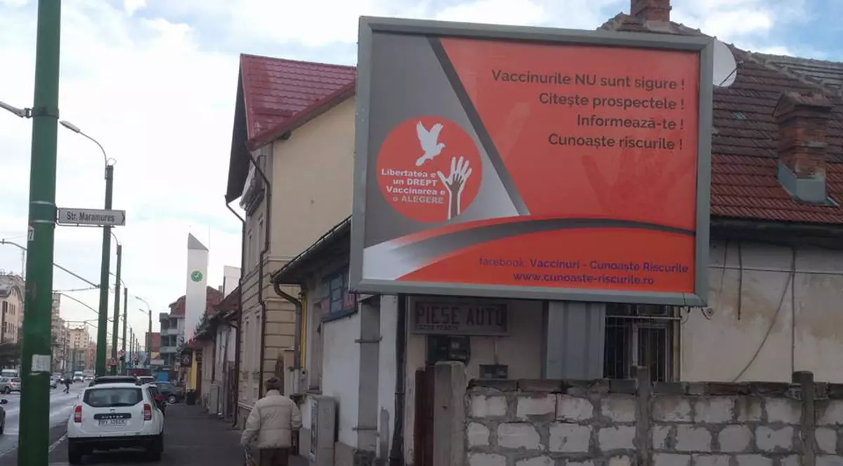 A fost identificată persoana care a afişat mesaje antivaccinare