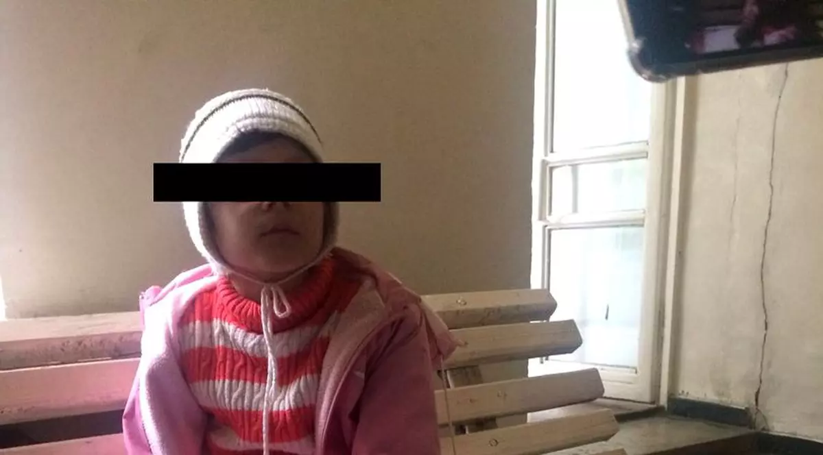 Părinții unei fetițe bolnave de cancer din Iași, obligați să continue tratamentul