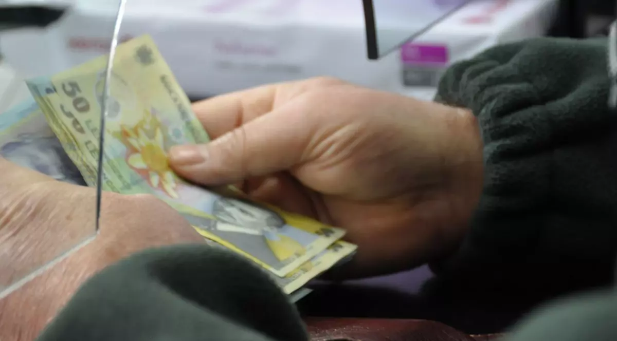 Vârstnicii vor lua țeapă la pensii și tratament balnear în 2018