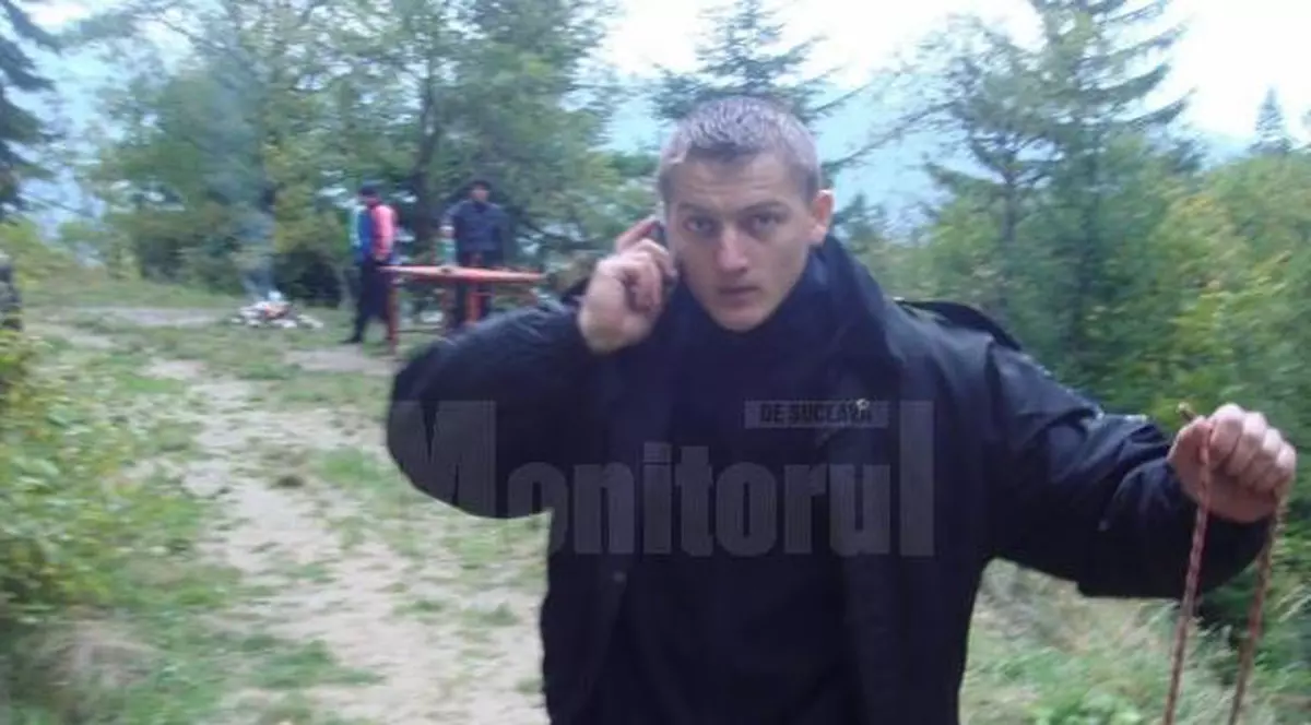 Polițist din Suceava, atacat cu sabia de un interlop. Bărbatul e în comă