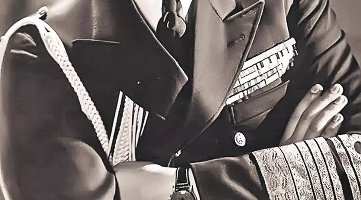 Regele Mihai și întâlnirile sale istorice din timpul războiului. "Am luat prânzul cu Hitler. Nu m-a impresionat"