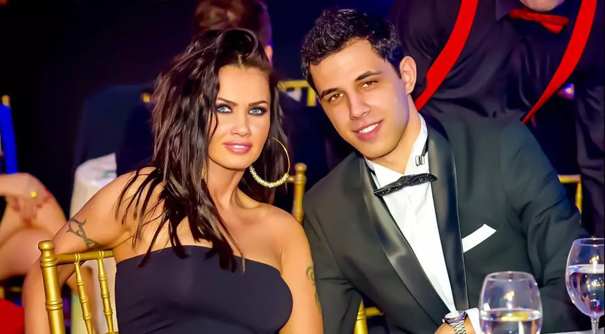 Oana Zăvoranu, o mireasă total atipică. Ce rochie a îmbrăcat vedeta când s-a căsătorit cu Alex Ashraf | FOTO