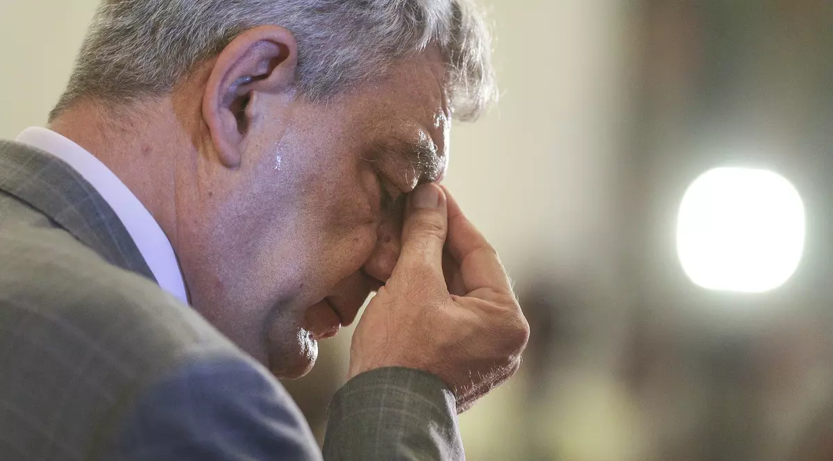 PSD decide luni soarta Guvernului