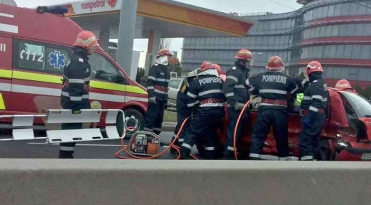 Accident rutier cu patru răniți pe DN 1, la ieșirea din Otopeni