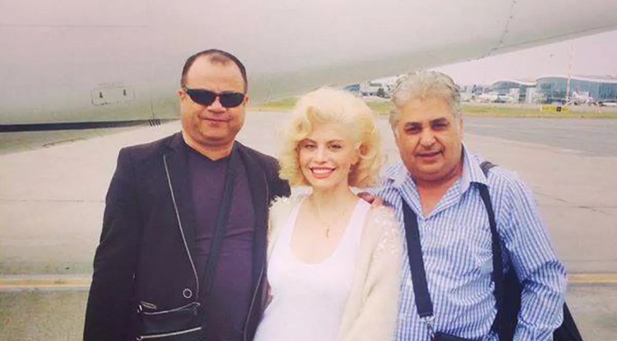 EXCLUSIV/Loredana, flancată la TOATE concertele de doi angajați ai M.A.I.! Sunt mereu cu ea pe scenă