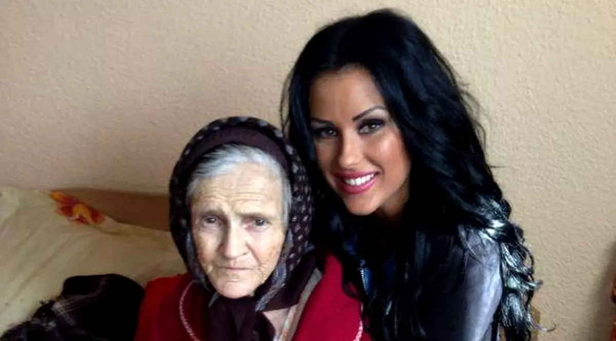 Bunica Danielei Crudu a murit. Doliu în familia fostei asistente tv