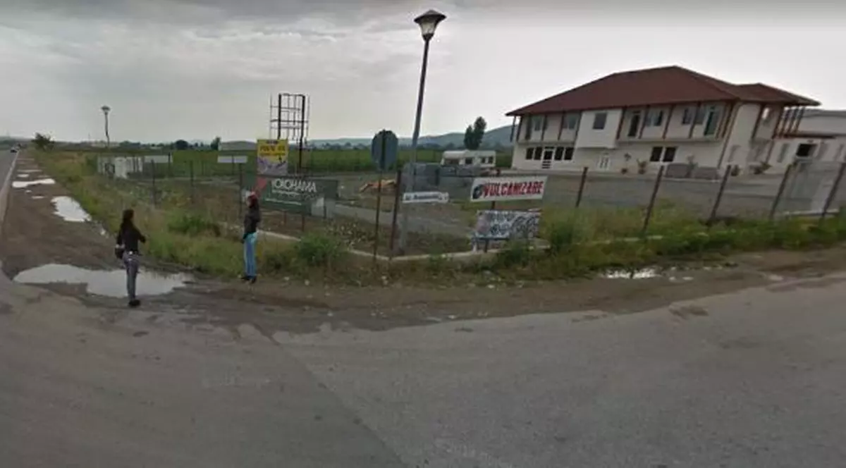 Prostituatele de pe centura din Alba Iulia, surprinse de Google Street View