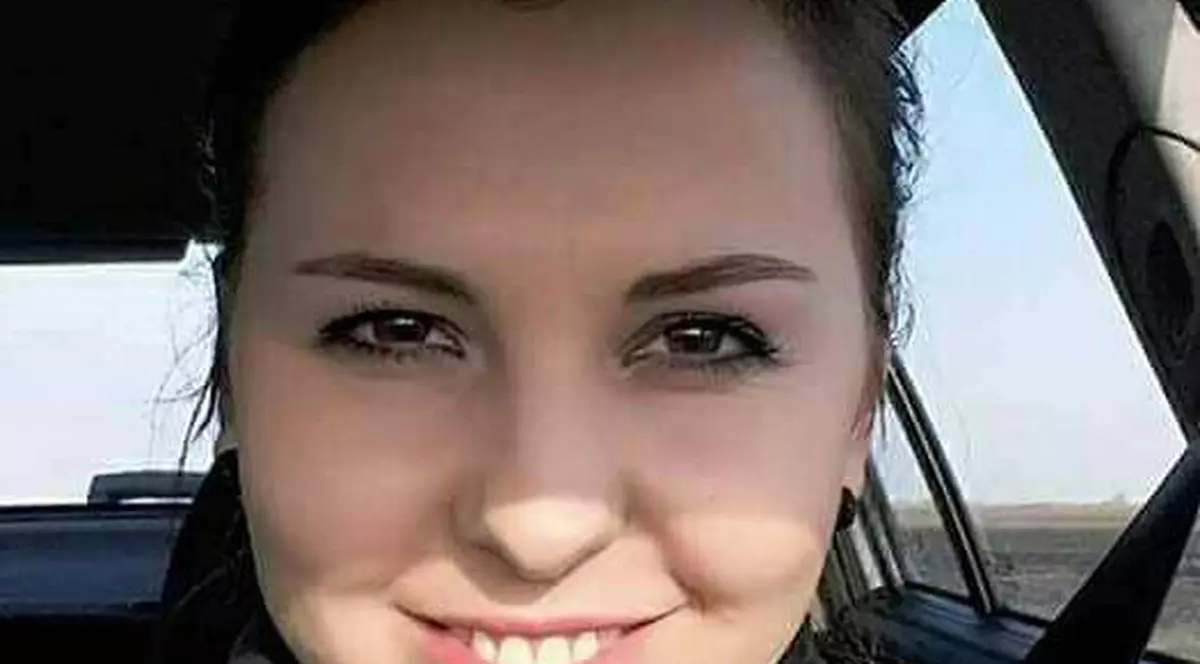 O frumoasă polițistă se luptă cu cancerul care-i macină trupul și sufletul