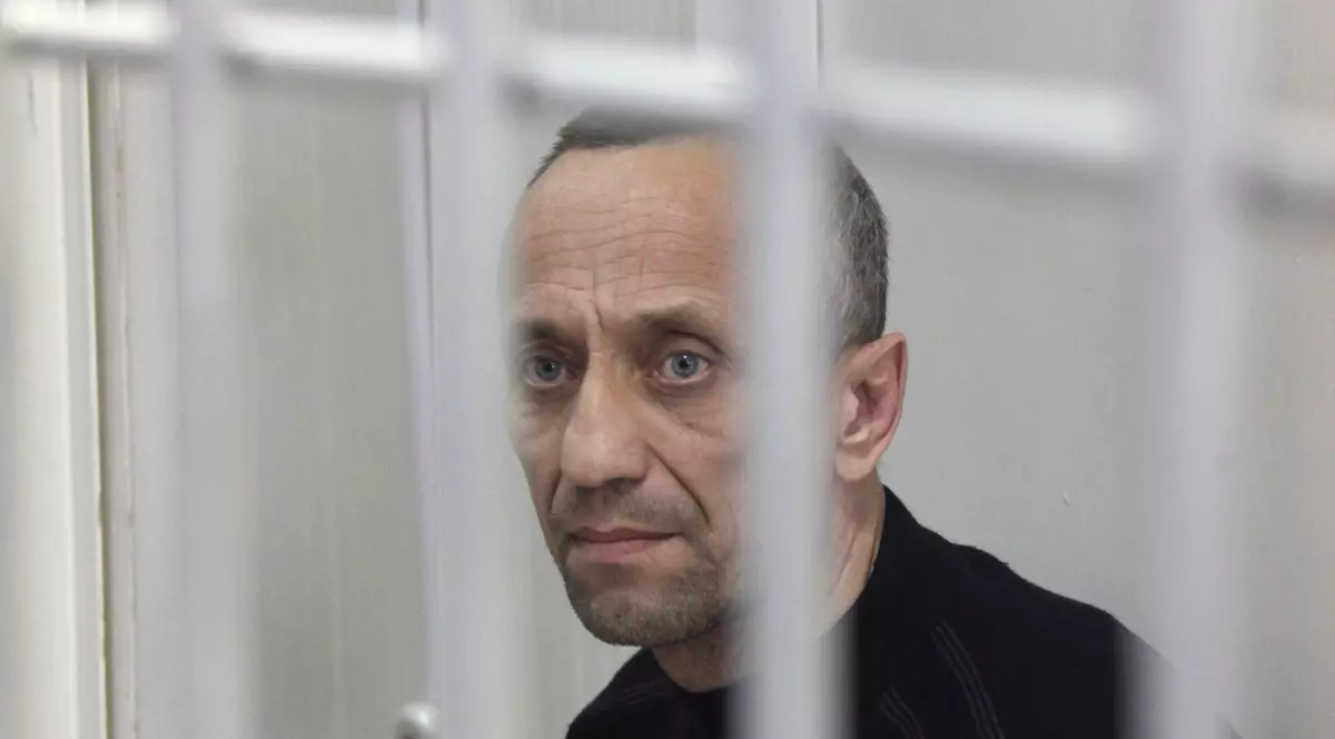 Viața dublă a celui mai periculos criminal în serie din istoria Rusiei