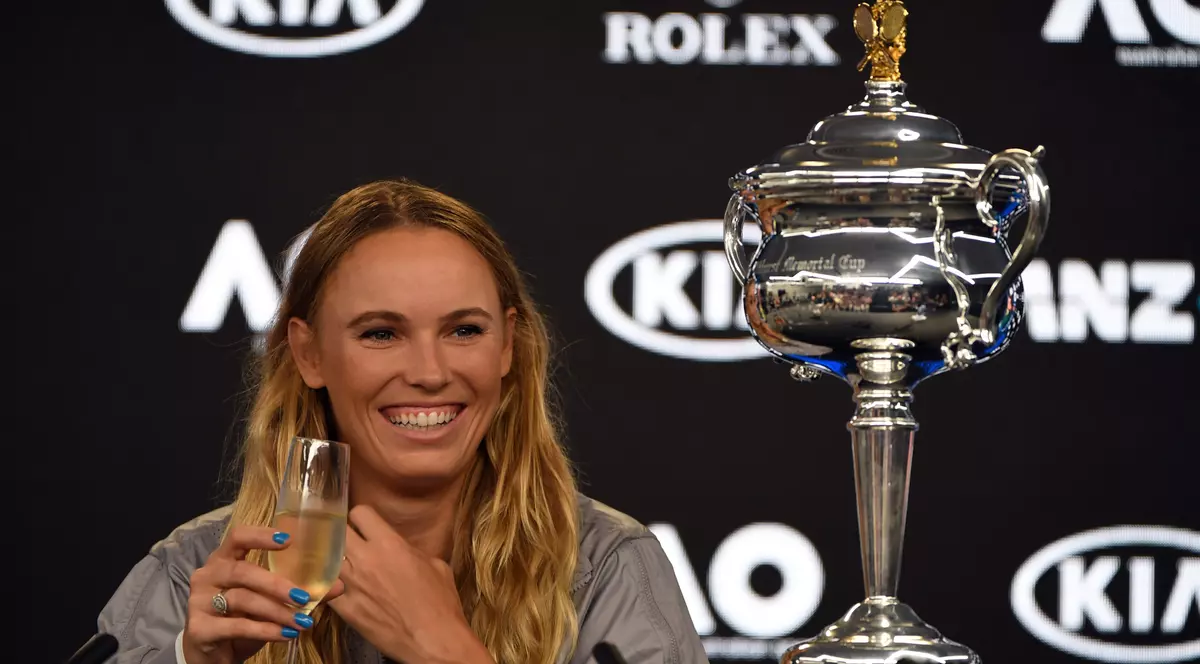 Wozniacki a petrecut cu șampania învingătorului