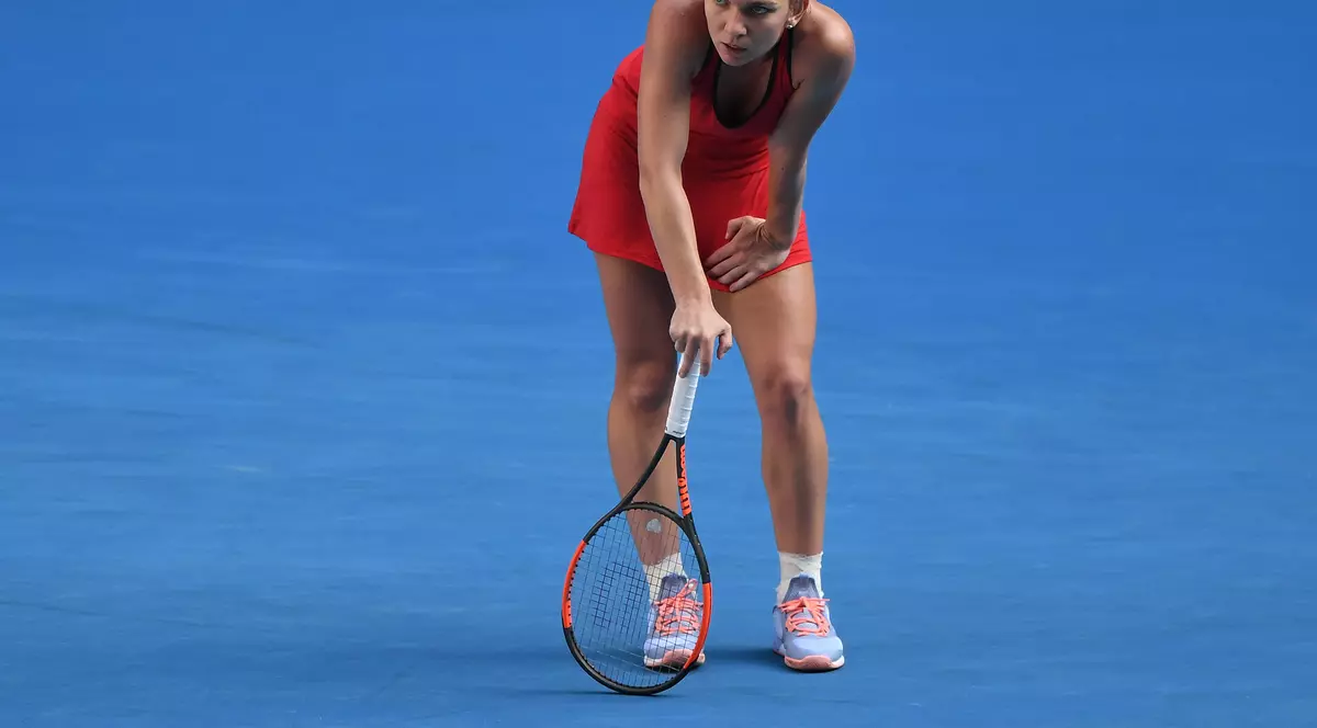 Simona Halep a jucat oră și jumătate mai mult decât Caroline Wozniacki la Australian Open