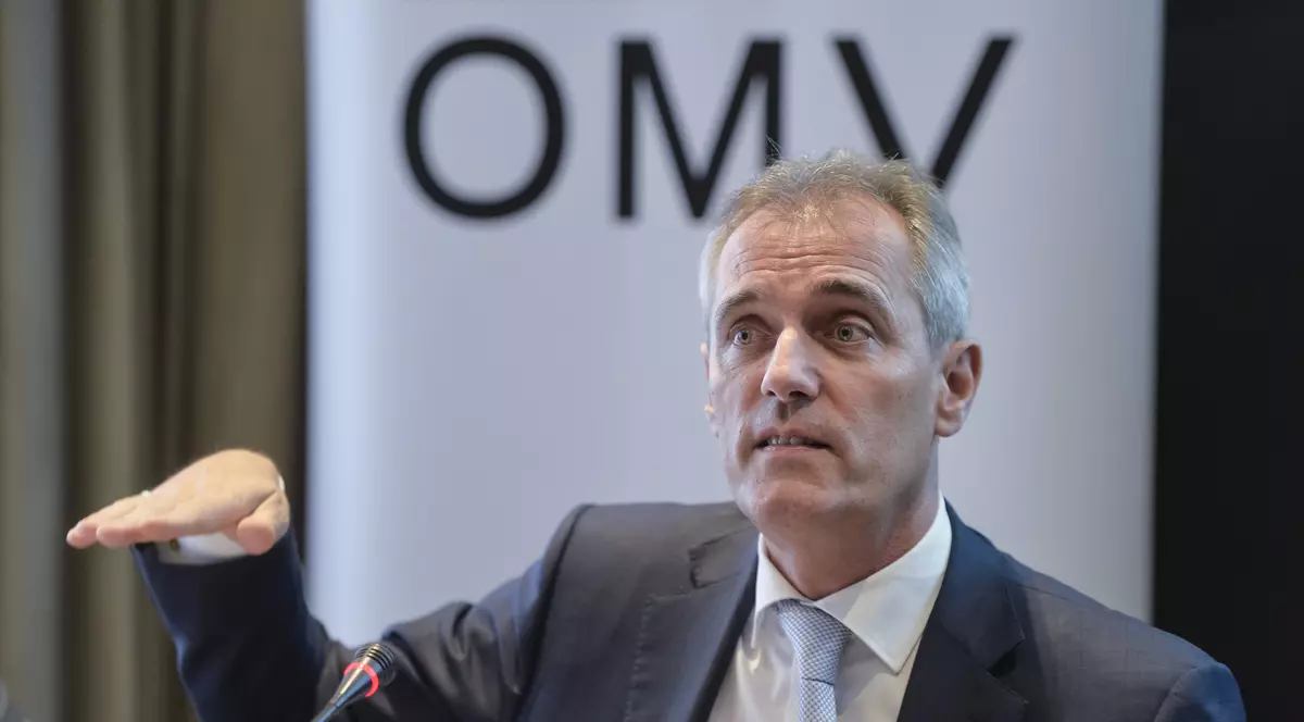 Șeful OMV a fost decorat de Vladimir Putin. Rainer Seele, directorul general OMV