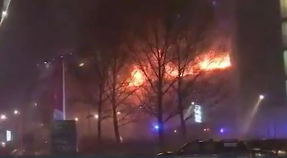 Incendiu într-o parcare supraetajată din Liverpool, în 2018