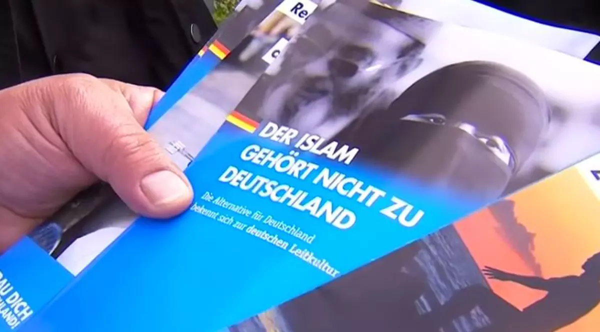 Un politician german de extremă dreapta a demisionat după ce s-a convertit la islamism