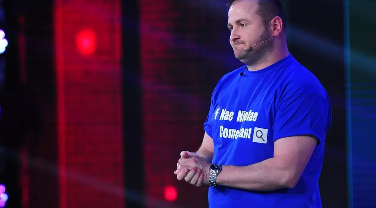 Nae Nicolae, actorul de stand-up comedy, de la IUmor, acuzat că și-a bătut iubita. “M-a călcat în picioare”