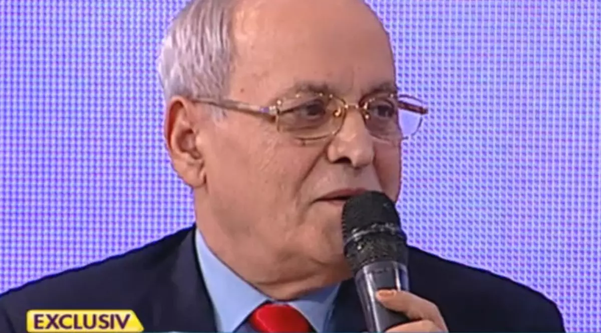 De Revelion, Nelu Ploieșteanu a cântat în sufragerie. “M-au plătit foarte bine”