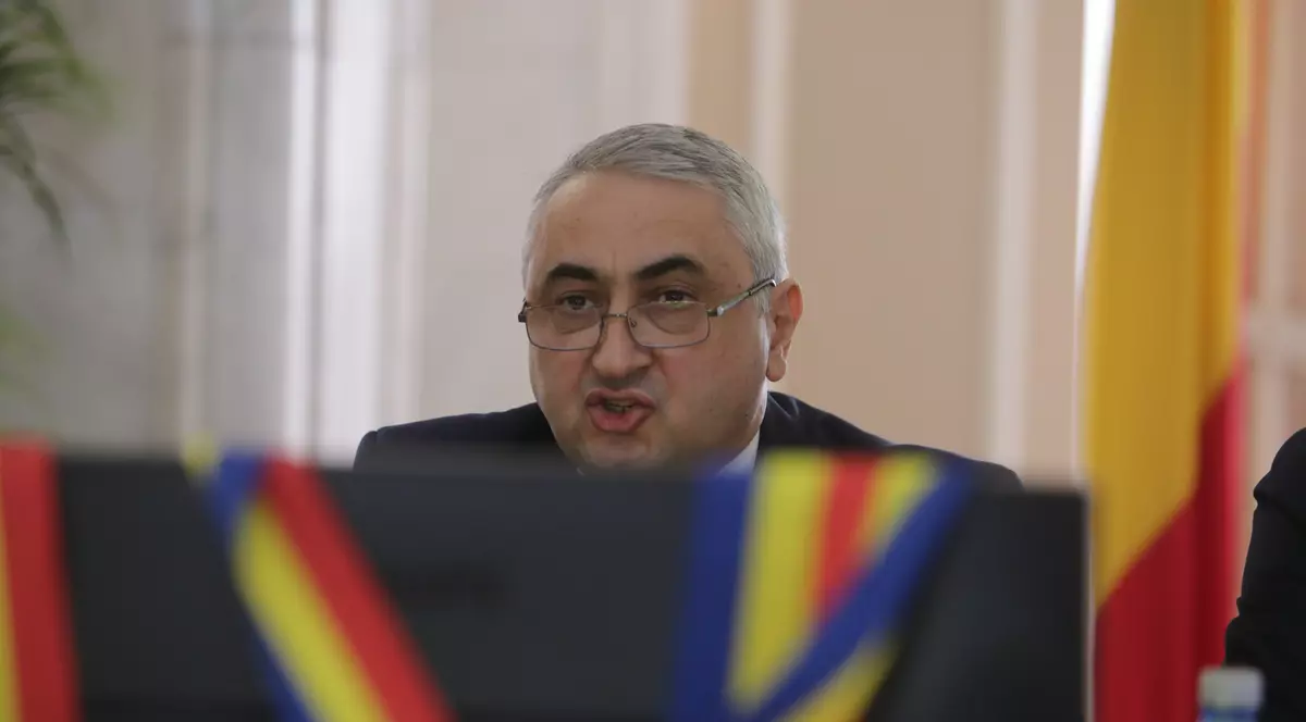 Tinerii liberali cer studenților să se delimiteze de noul ministru ”agramat” al Educației