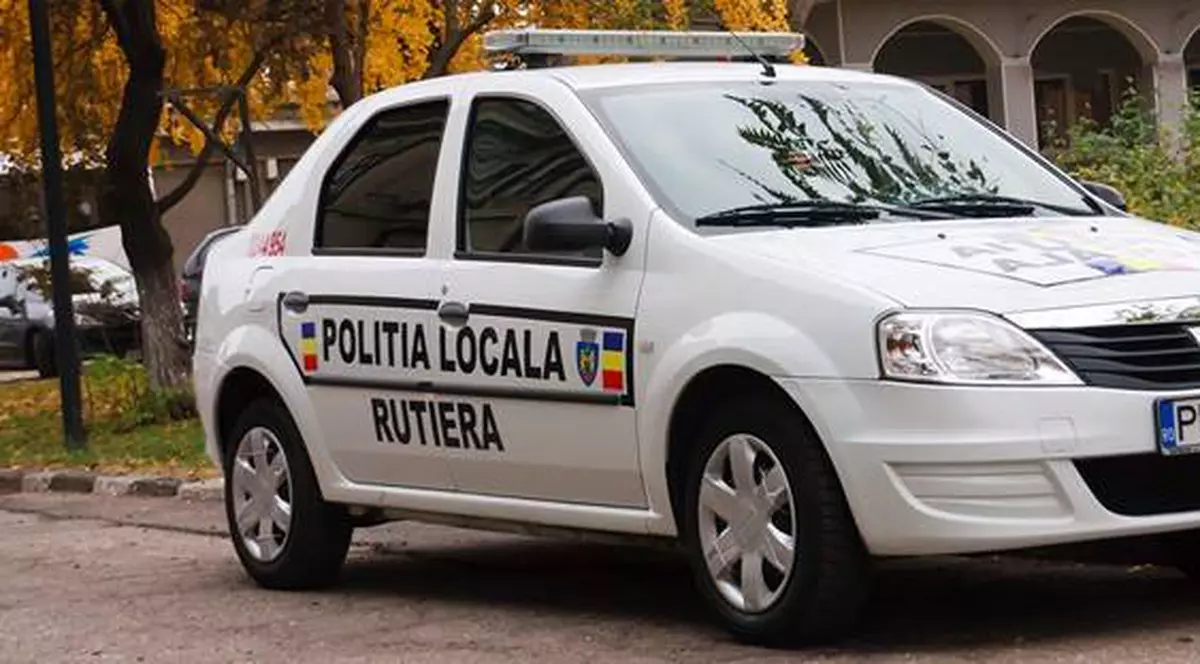 Avocatul Poporului vrea să taie din puterile Poliției Locale. Mașină a Poliției Locale