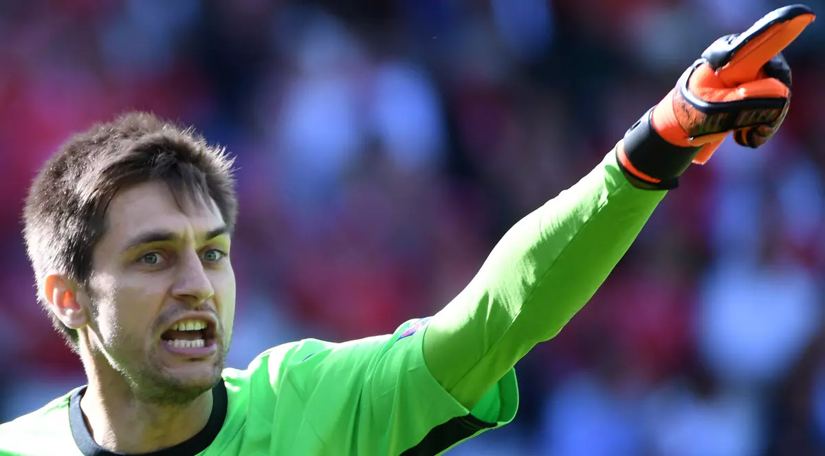 Tătărușanu a apărat un penalty în Lyon - Nantes