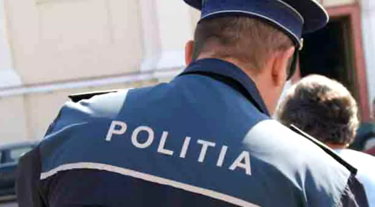 Un polițist din Prahova a recunoscut că a luat mită de 52 de ori