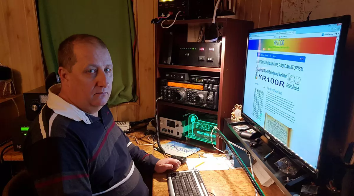 REPORTAJ| Radioamatorii, precursorii celor care ”înfierbântă” Facebook-ul, o tagmă ce refuză ”să se predea”