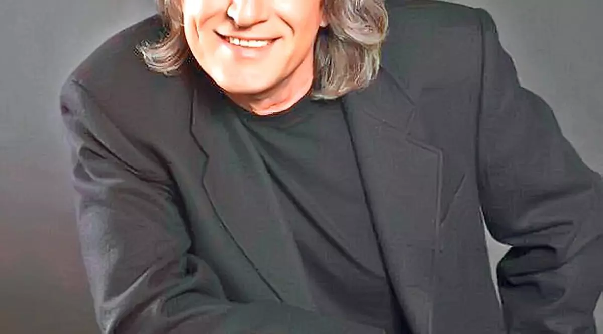 Mihai Constantinescu și-a serbat ziua în Israel. N-ai văzut așa bogăție de masă de petrecere