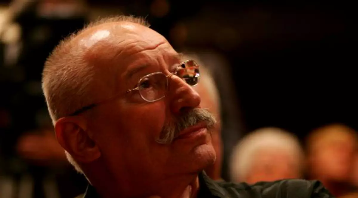 Cum a dat Victor Rebengiuc de pământ cu Stela Popescu. "Păi, cine e Stela Popescu, care spune aceleași bancuri de 50 de ani?"