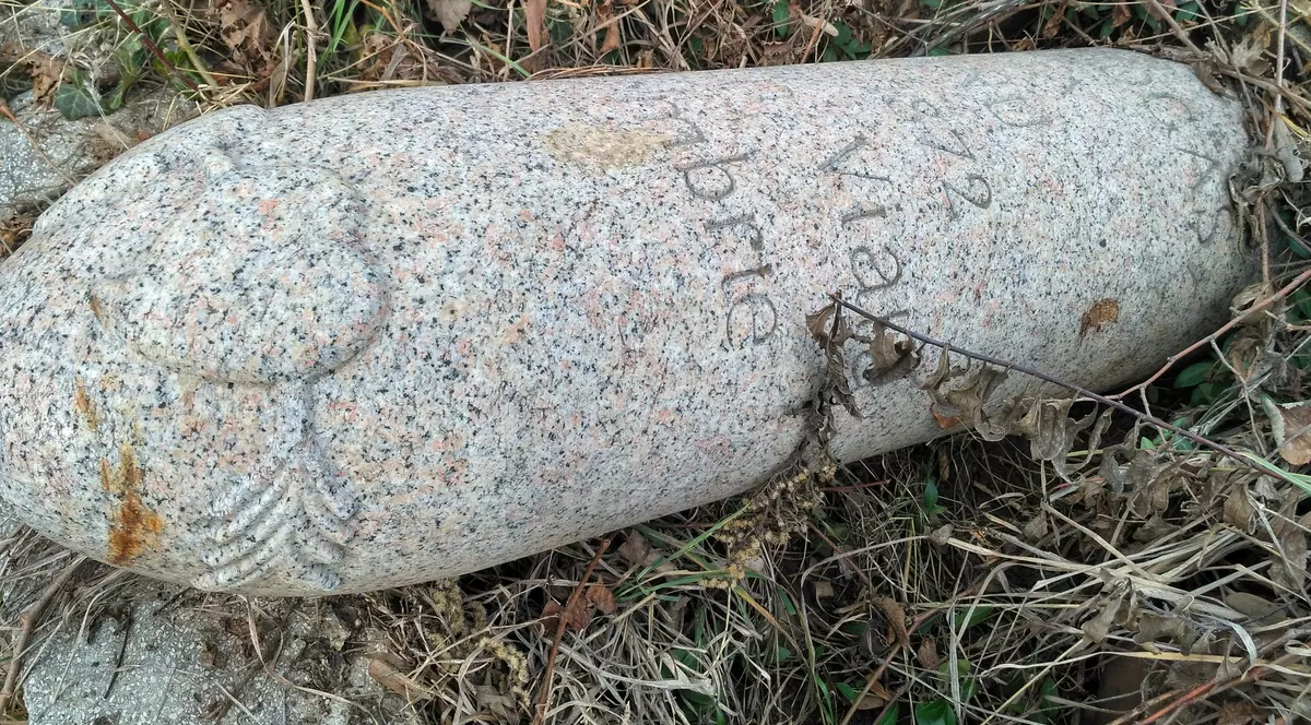 Cum a cinstit un ploieștean memoria nevestei care-l înșela