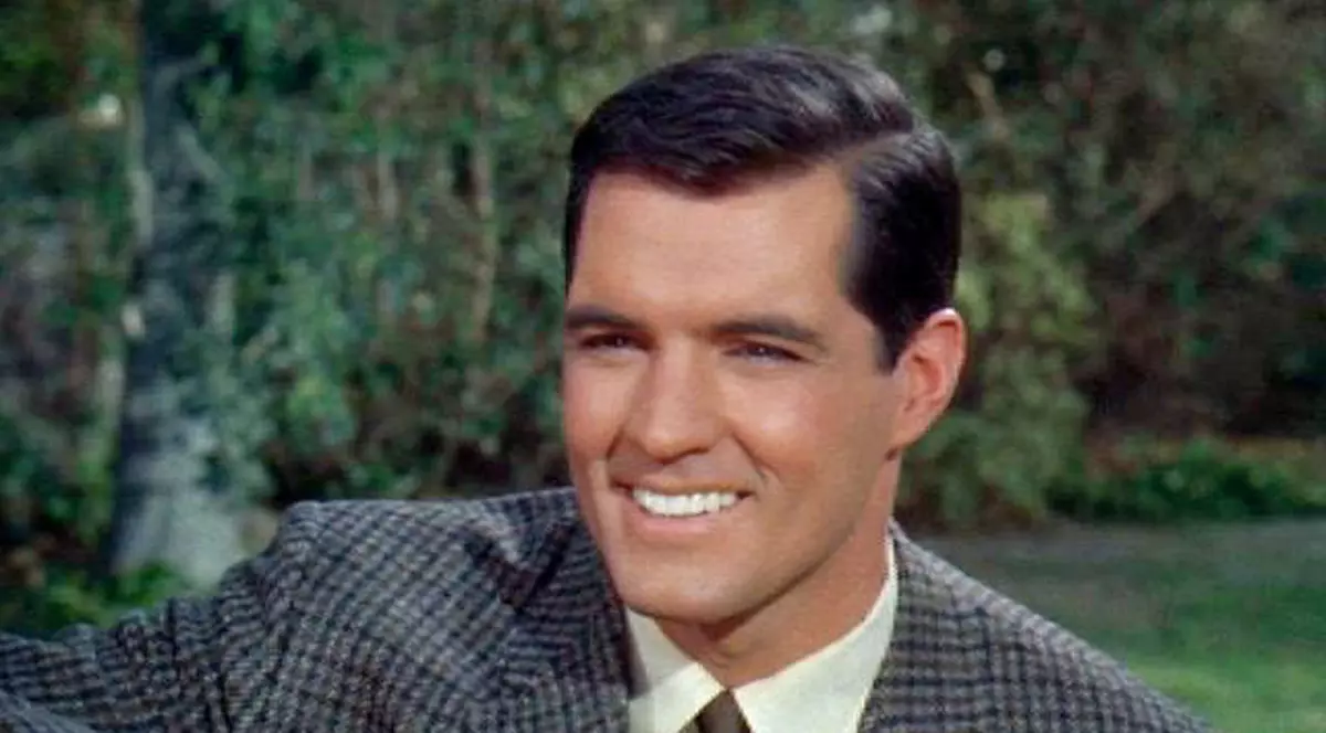 Actorul John Gavin a murit. A apărut în producţii de succes precum "Spartacus" sau "Psycho"