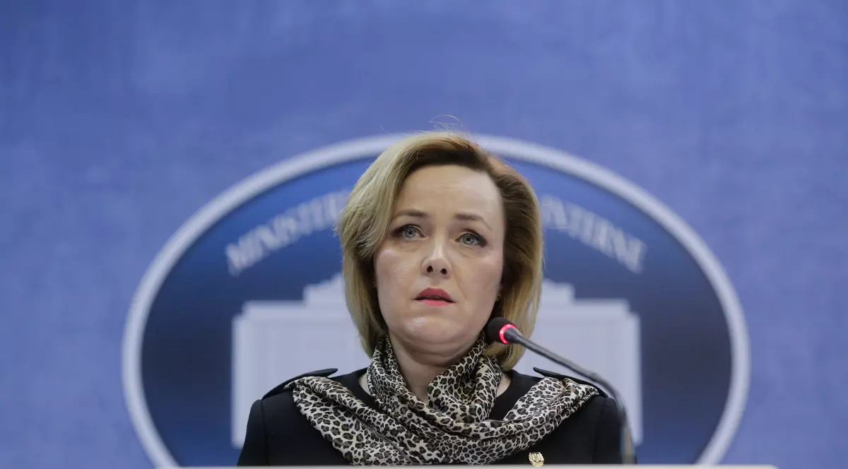 Ministrul de Interne Carmen Dan: Salariile angajaților MAI, conform tuturor simulărilor, nu scad